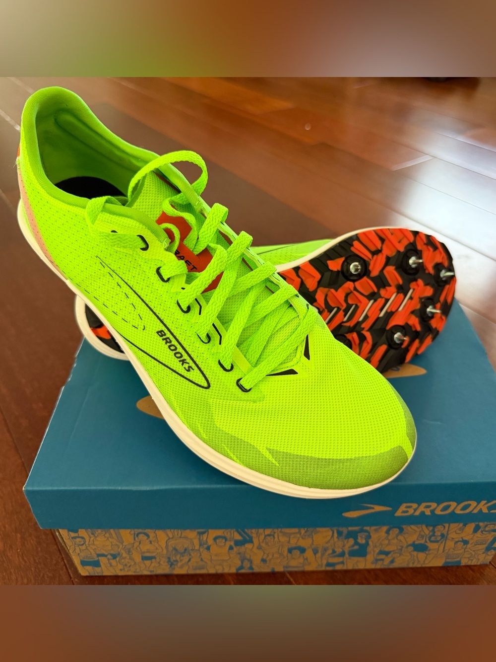 Brooks Men’s Lime Green Track Spikes - Draft XC